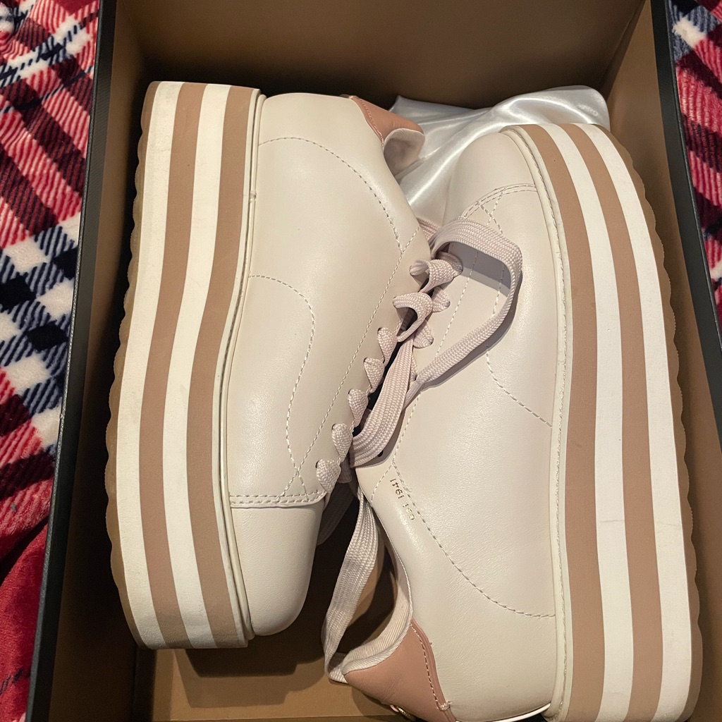 Coach Platform Sneaker: Chalk/Pale Blush Color Wore Only 3 Times!